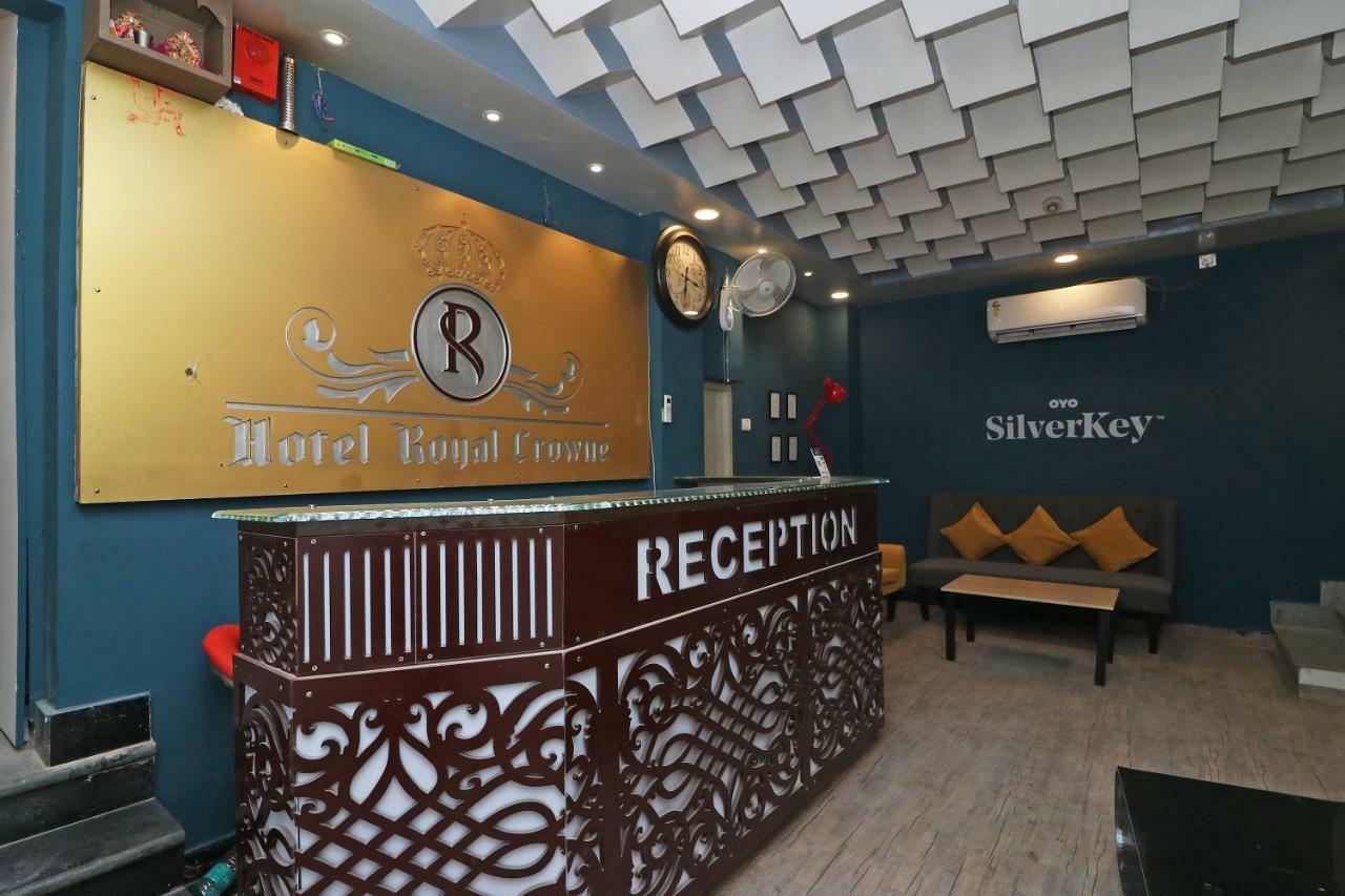 Silverkey Executive Stays 37812 Royal Crown Airport