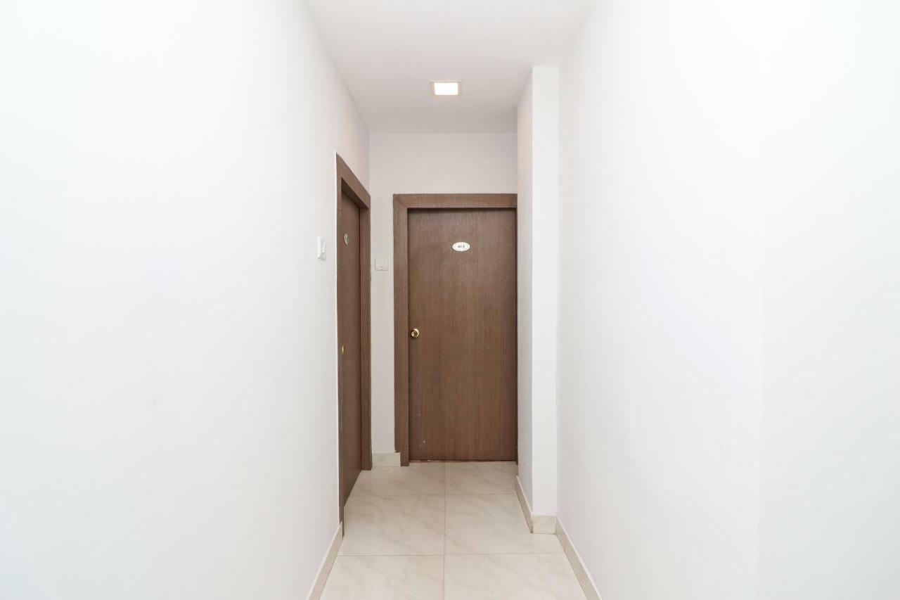 Hotel Silverkey Executive Stays 37812 Royal Crown Airport Kolkata